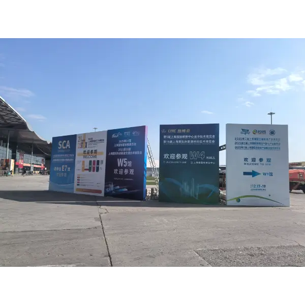 Il team Dingyan visita la mostra sulla tecnologia del raffreddamento a liquido a Shanghai, pianificando in modo lungimirante un nuovo percorso AI Il team Dingyan visita la mostra sulla tecnologia del raffreddamento a liquido a Shanghai, pianificando in modo lungimirante un nuovo percorso AI